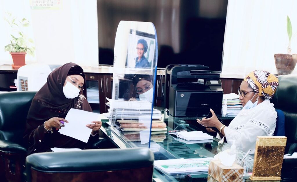 TheHonourable Minister of Humanitarian Affairs, Disaster Management & Social Development, Hajia Sadiya Farouq paid a courtesy visit to the Honourable Minister of Finance, Budget and National Planning, (Dr) Zainab Ahmed in her office today 3
